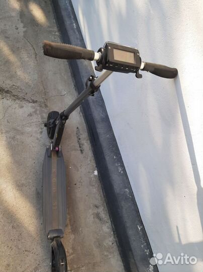 Самокат взрослый электрический