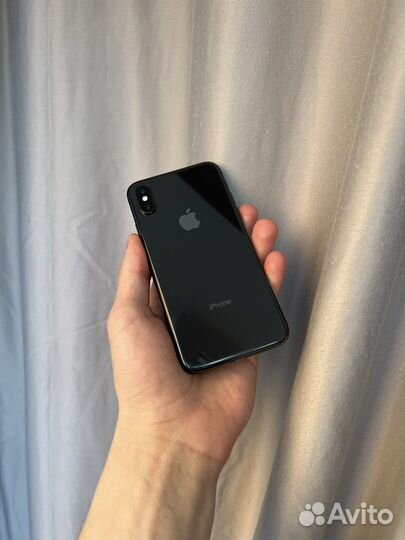 iPhone X, 64 ГБ