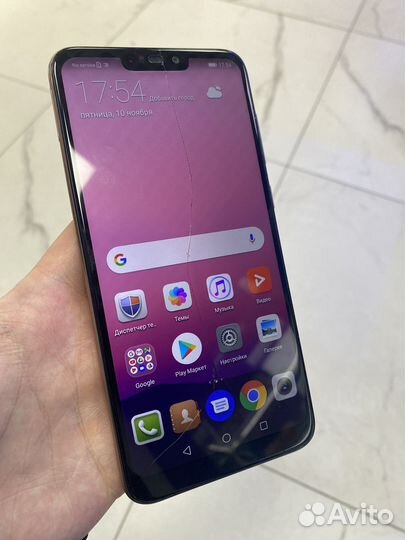 HONOR 8C, 4/32 ГБ