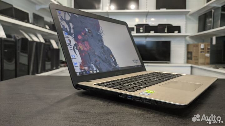 Asus I5 7200 4 Ядра 1000гб GT 920MX - 2GB GTA5