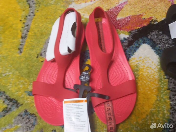 Crocs serena sandals w 9