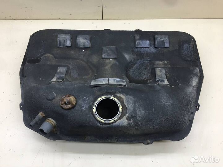 Б/У Б/У Бак топливный 3115038050 Hyundai-KIA