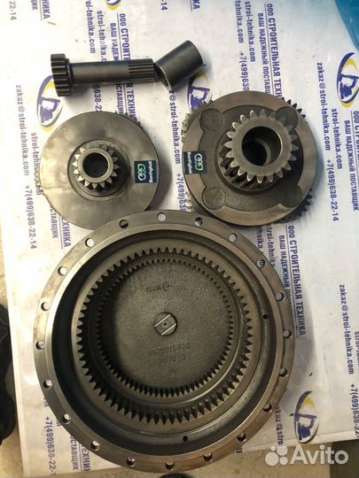 Крышка редуктора JCB330 05/903842 аналог