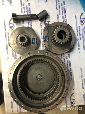 Крышка редуктора JCB330 05/903842 аналог