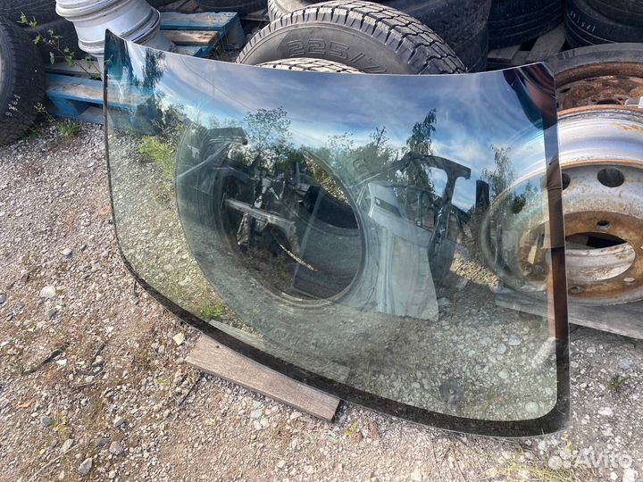 Стекло лобовое Toyota Corolla 1987-1991