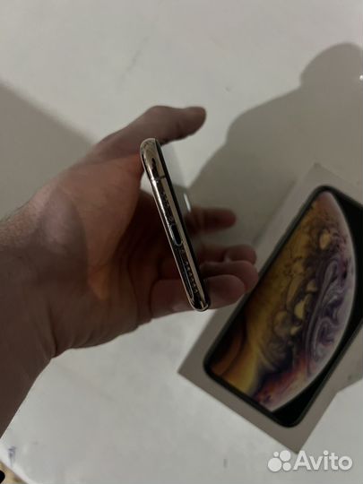 iPhone Xs, 64 ГБ