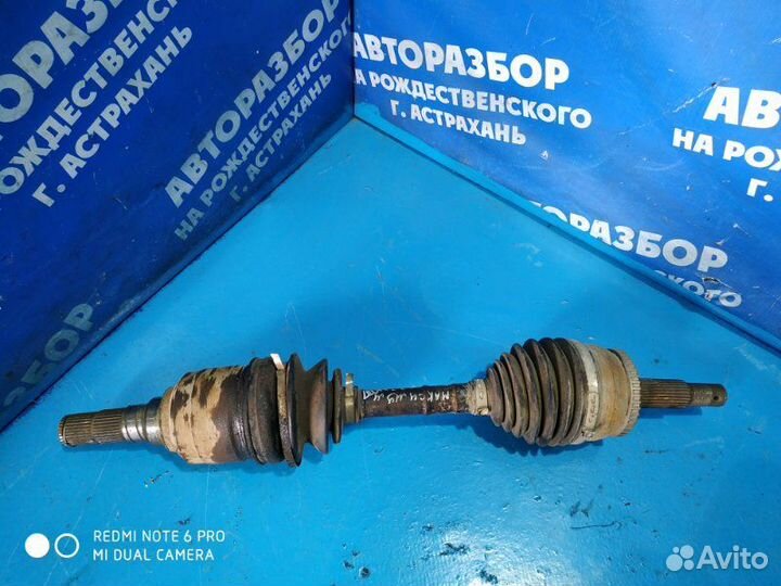 Левый привод Nissan Maxima A33 седан VQ30DE 2001