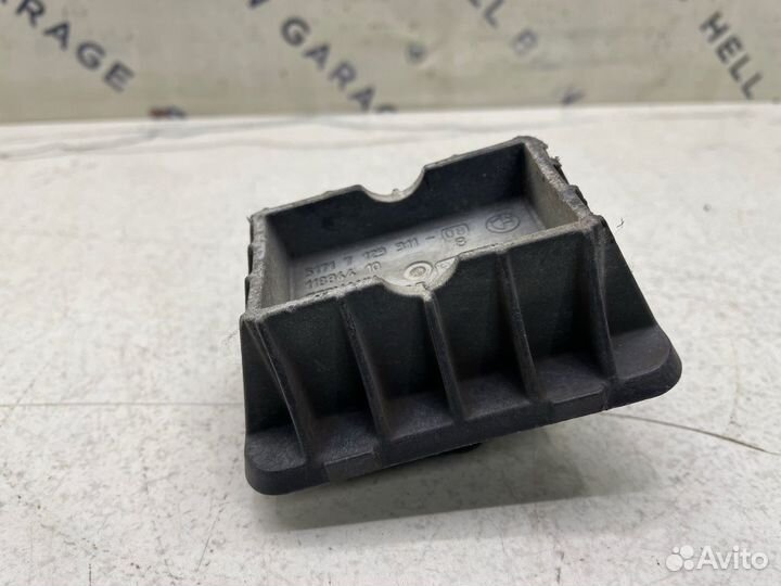Поддомкратник Bmw E81 E82 E87 E90 E91