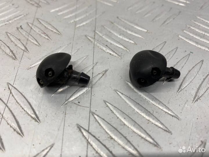 Б/У форсунка омывателя Renault Scenic 1 (Megane)