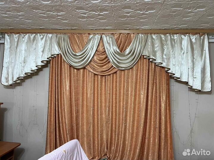 Шторы с ламбрекеном