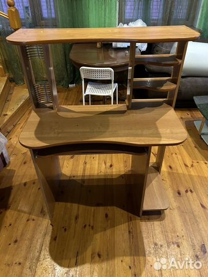 Компьютерный стол