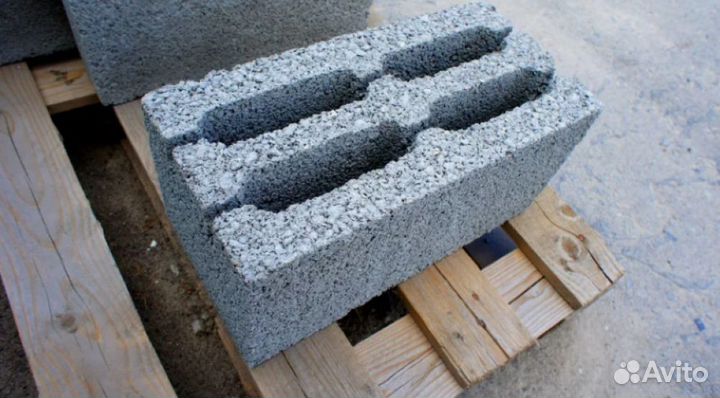 Керамзитобетонный блок пустотелый