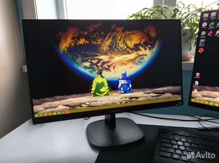 Монитор Philips 243v7