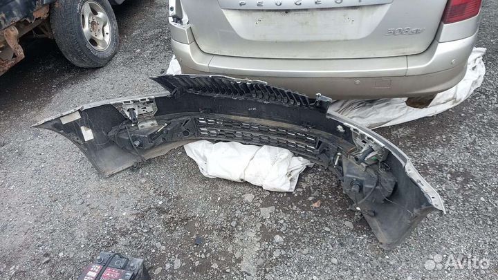 Бампер передний Skoda Octavia III (A7