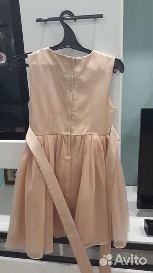 Нарядное платье для девочки