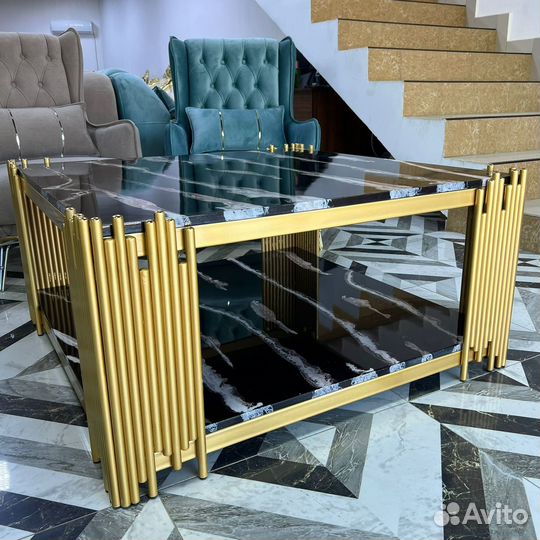 Журнальный столик