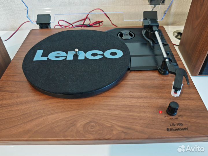 Проигрыватель пластинок Lenco LS-100WD Brown