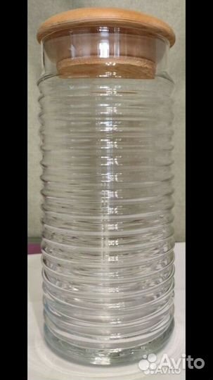 Стеклянная банка для сыпучих продуктов 1,4 л