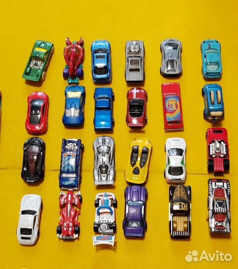 Машинки hotwheels