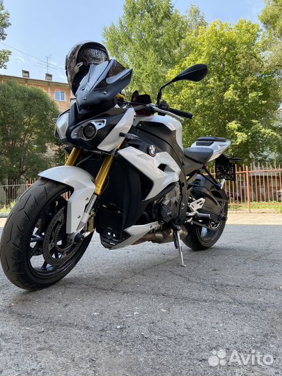 BMW S1000R