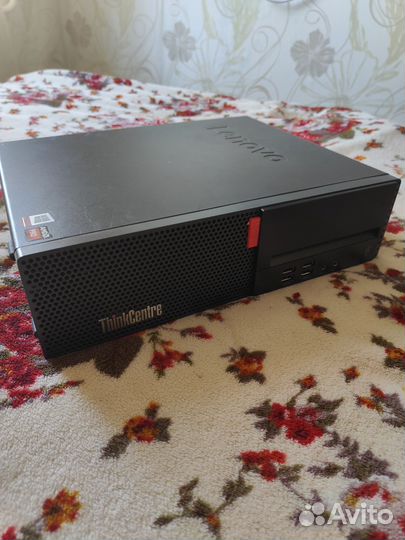 Lenovo thinkcentre m715s