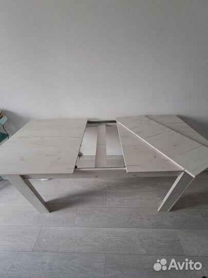 Кухонный раздвижной стол