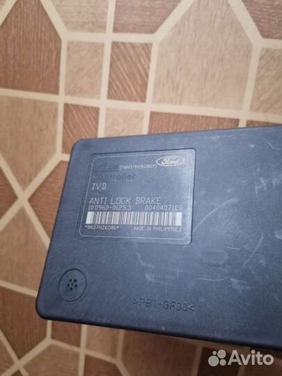 Запчасти на форд и suzuki swift mk 7