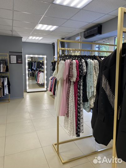Шоурум женской одежды