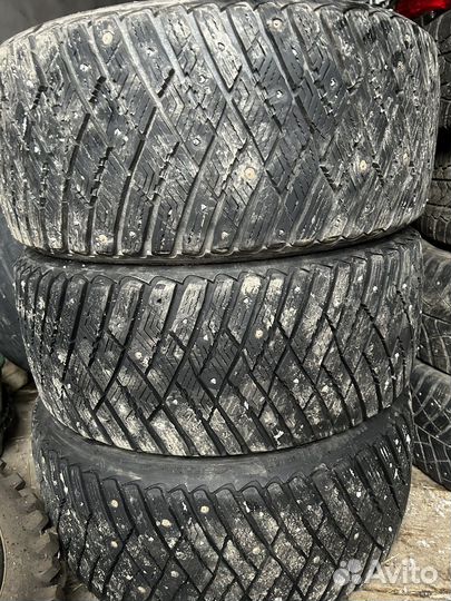 Goodyear UltraGrip 235/40 R18