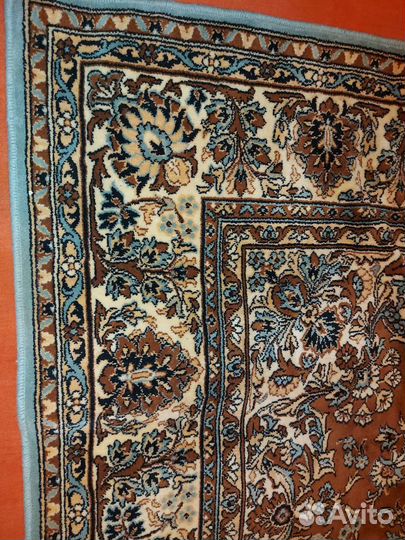 Ковер шерстяной новый