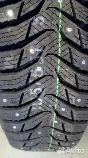 Kumho WinterCraft Ice WI31 215/55 R16 97T