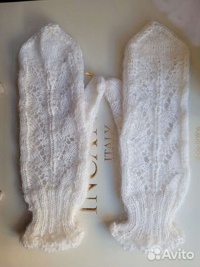 Варежки женские пуховые ажурные