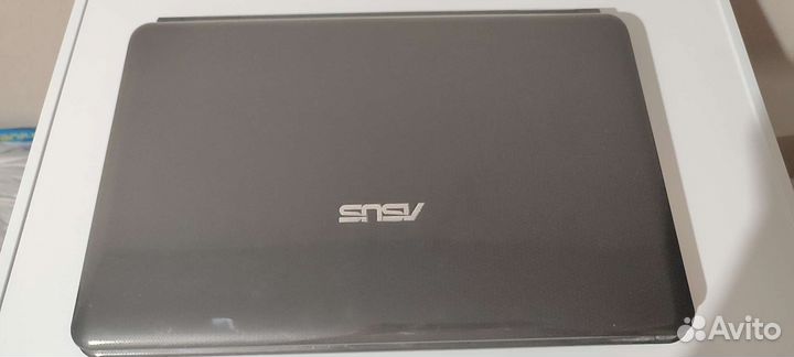 Ноутбук asus