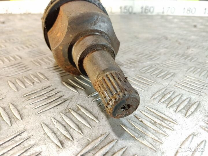 Полуось передняя левая Ford Focus 2005-2008