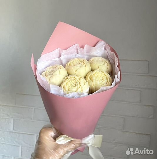 Букет из шоколадных цветов