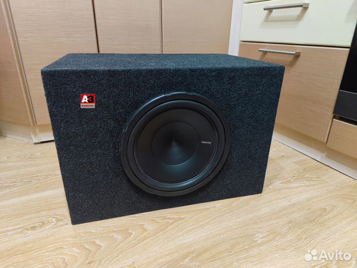 Автомобильный сабвуфер Hertz ES 300.5