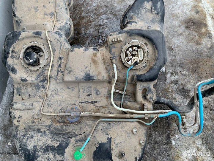 Насос топливный Volkswagen Touareg NF 3.6 2013