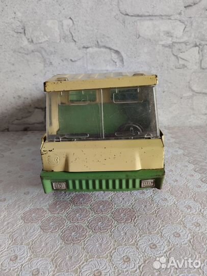 Игрушка машинка железная СССР