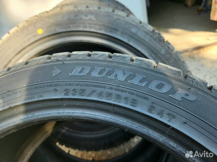 Dunlop Winter Maxx 235/45 R18