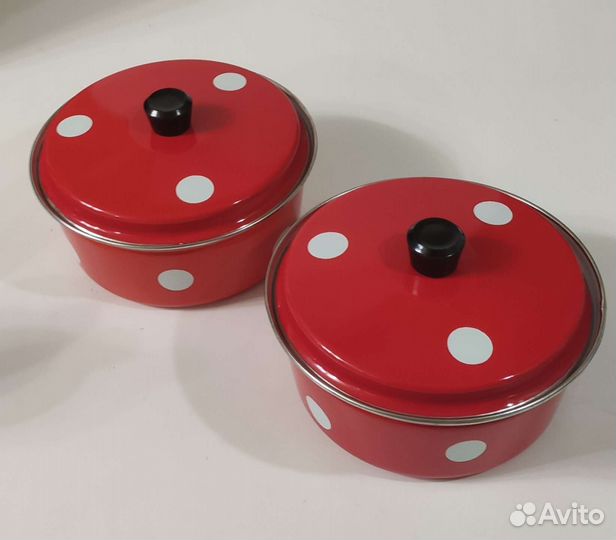 Кастрюля эмалированная новая 2 л