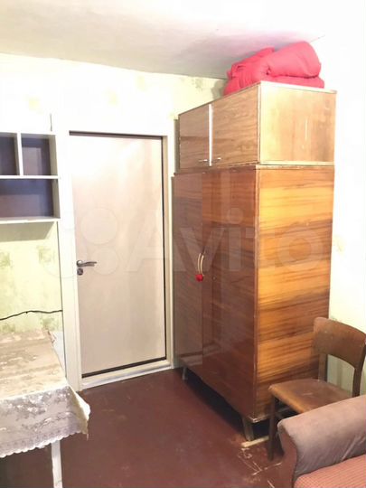Комната 14 м² в 5-к., 1/5 эт.