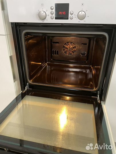 Встроенный духовой шкаф Bosch