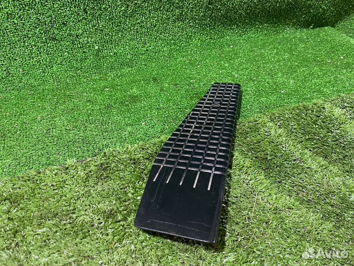 Накладка левой ноги Porsche Boxster