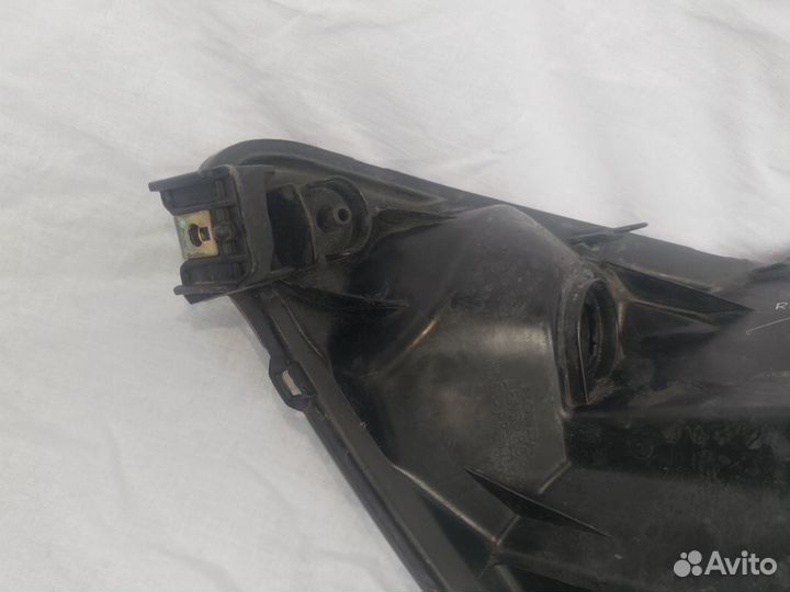 Фара правая Honda Jazz/Fit GD 2004-08г. рестайлинг