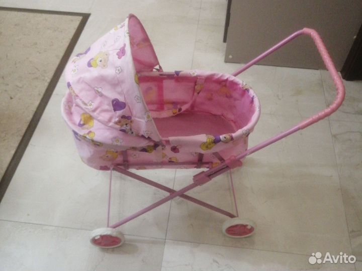 Коляска кукольная
