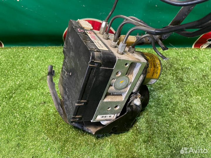 Блок абс Lexus Gs430 UZS190 3UZ-FE 2005