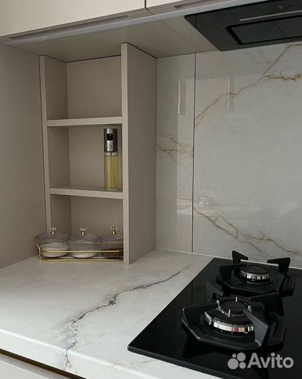 Кухня угловая стильная, многофункциональная