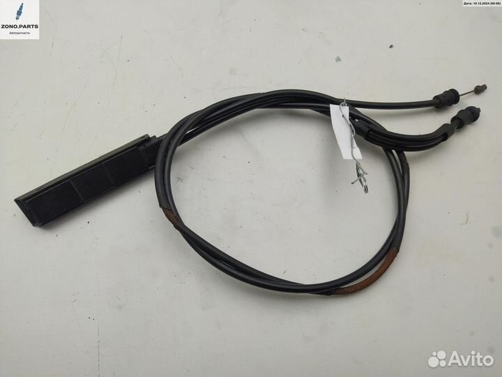 Трос капота 2048800059 на Mercedes W204 (C)
