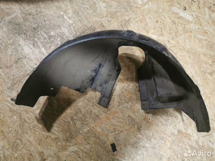 Подкрылок задний левый Volkswagen Polo 6R