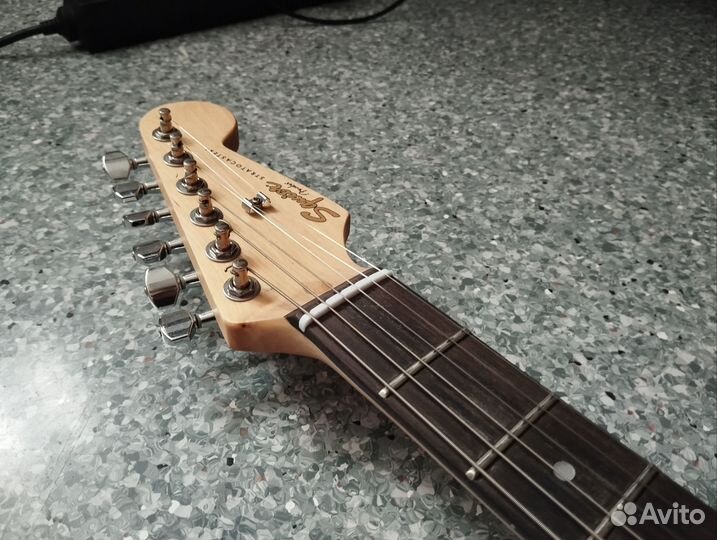 Fender squier Stratocaster SSS